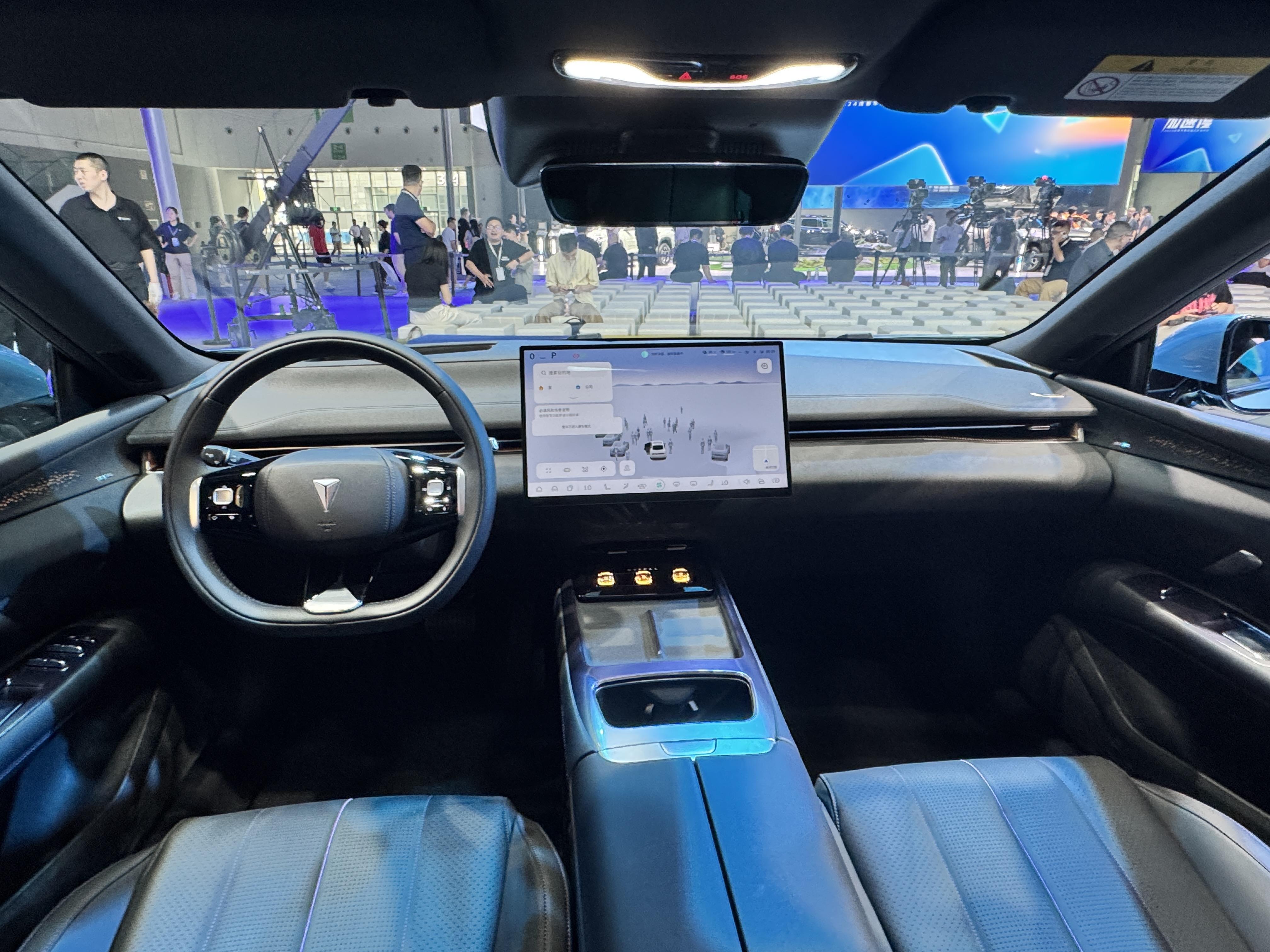 【成都車展】深藍(lán)L07首發(fā)亮相，預(yù)計(jì)2024年下半年上市