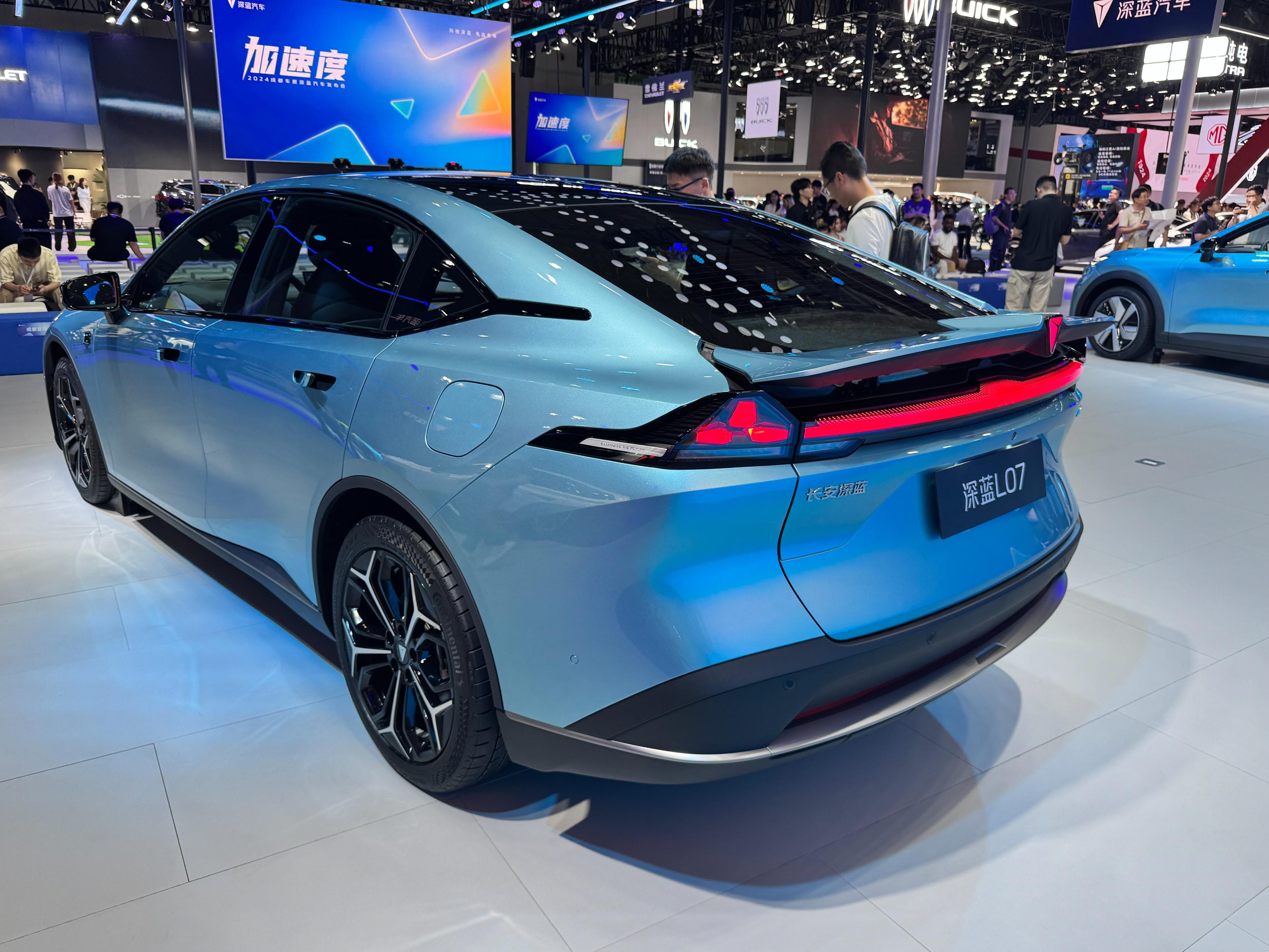 【成都車展】深藍(lán)L07首發(fā)亮相，預(yù)計(jì)2024年下半年上市