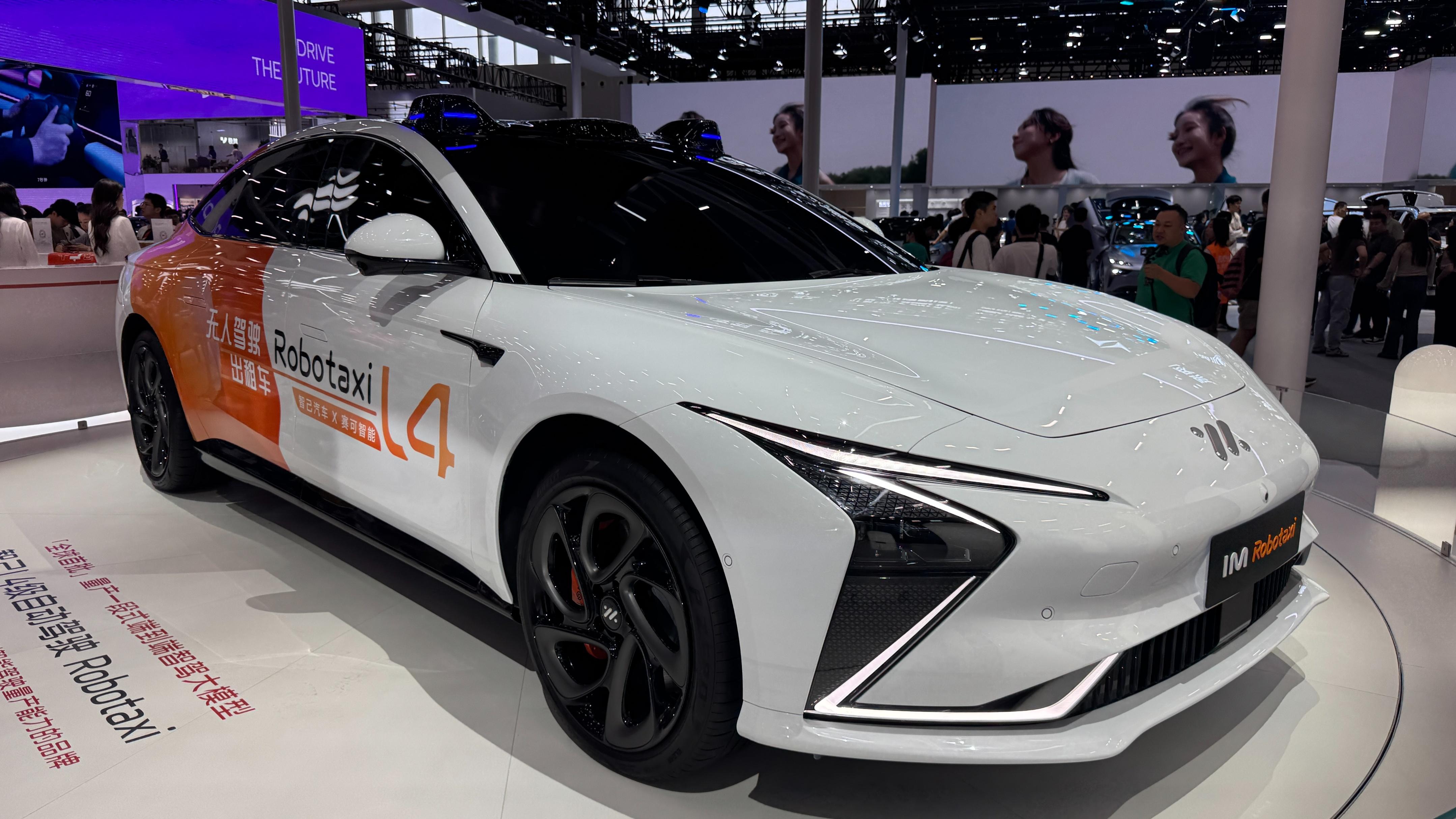 全新智己LS6、智己L6大進(jìn)化！鎖定“20萬元級(jí)純電最優(yōu)選”