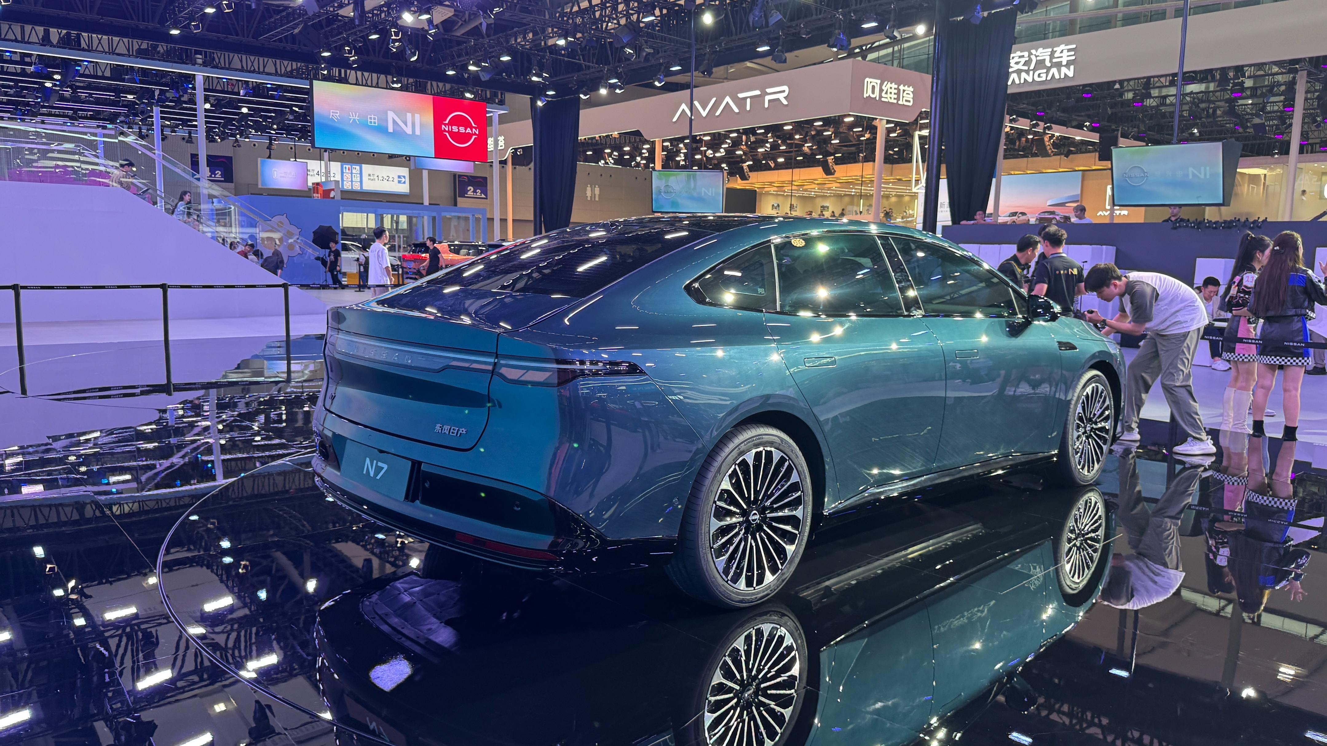 2025年內(nèi)上市！日產(chǎn)全新車型N7在廣州車展首發(fā)亮相