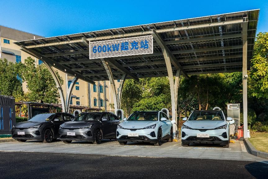 極狐阿爾法T5官方降價(jià)至高省4萬(wàn)，不用再做“等等黨”